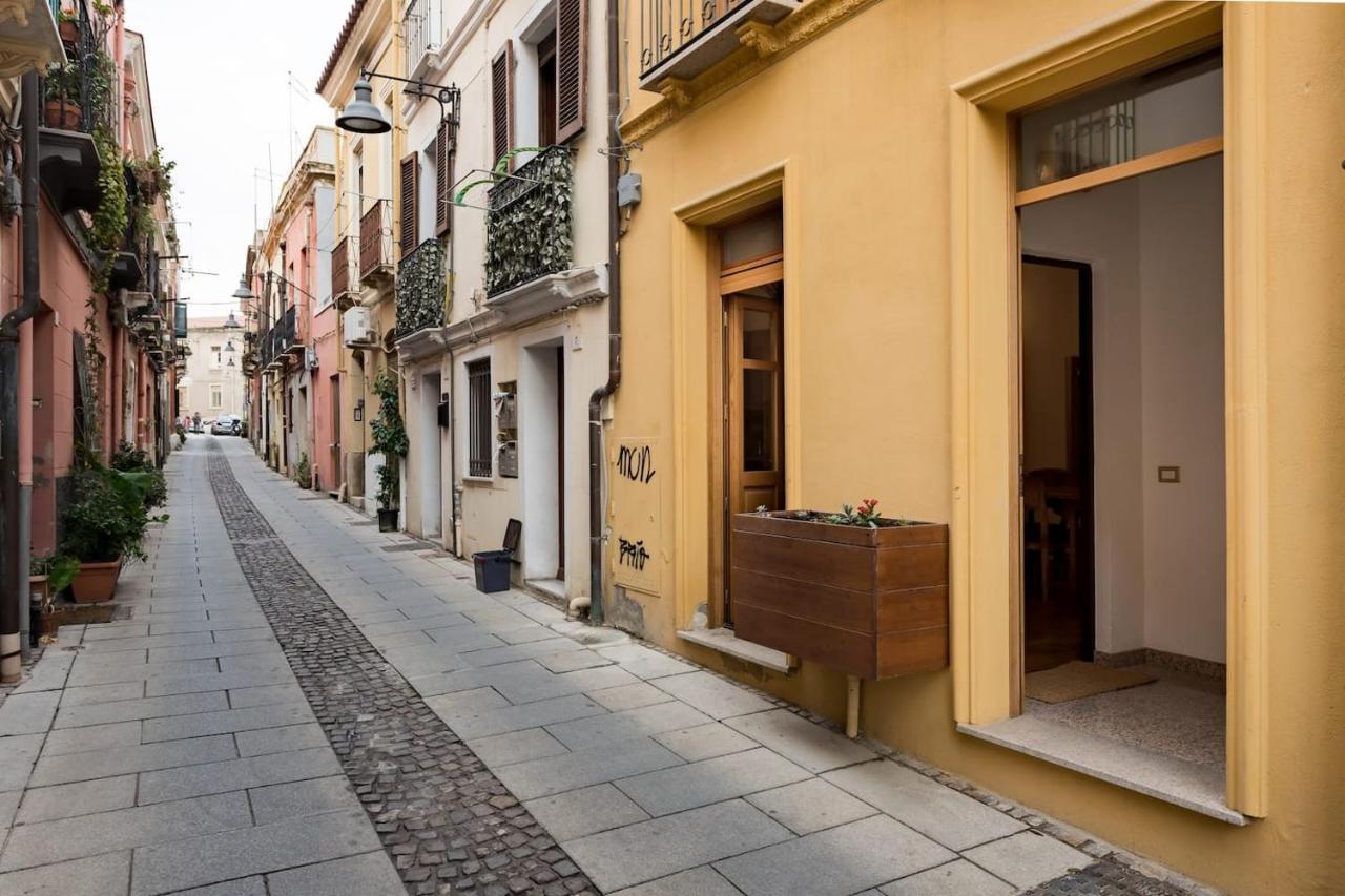 Juno'S Holiday Apartment Cagliari Exterior photo
